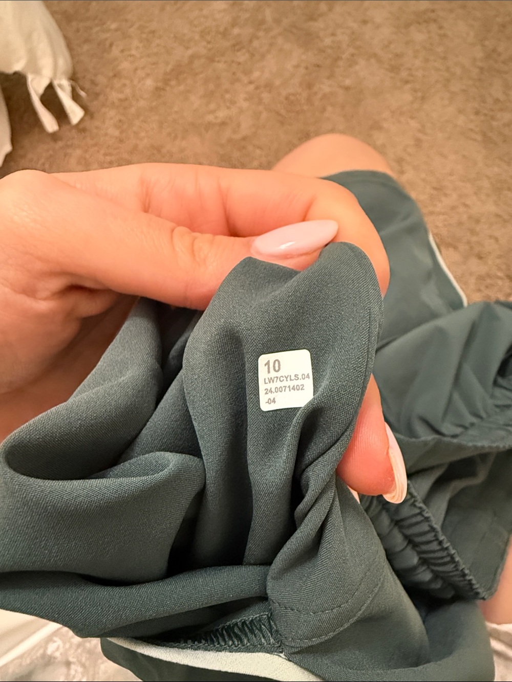 Lululemon court rival high rise shorts - Picture 4 of 4